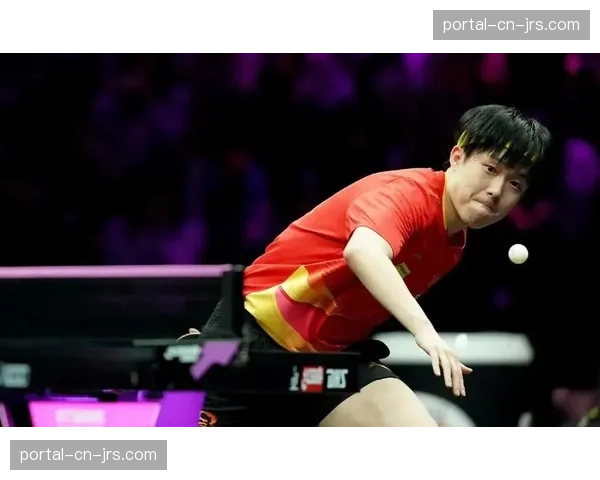 王楚钦勾手发球技巧解析：旋转隐蔽性与落点精准度融合的魔术艺术