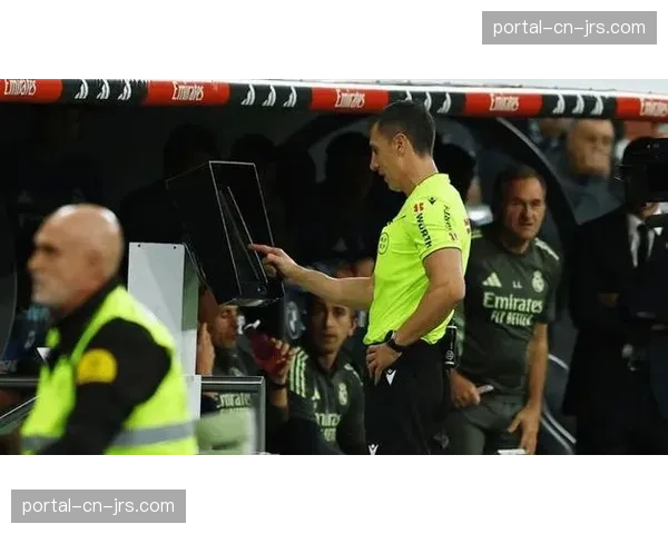 VAR长时间介入取消进球，引发马德里竞技主场大规模嘘声